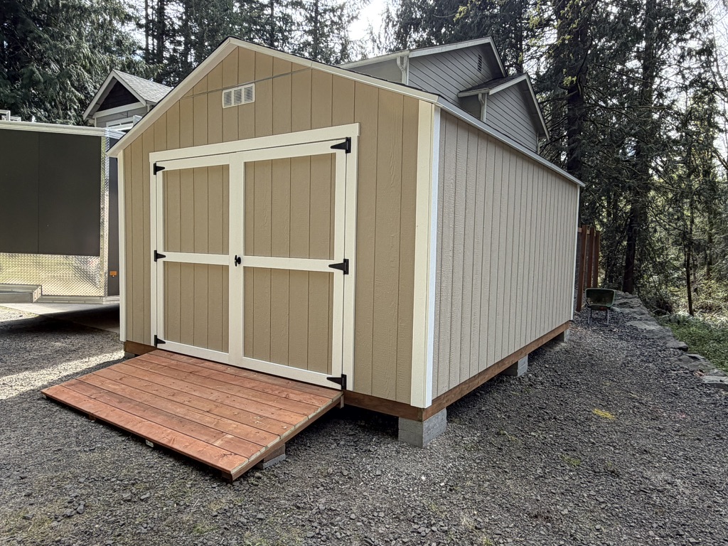 Large ramp with double doors